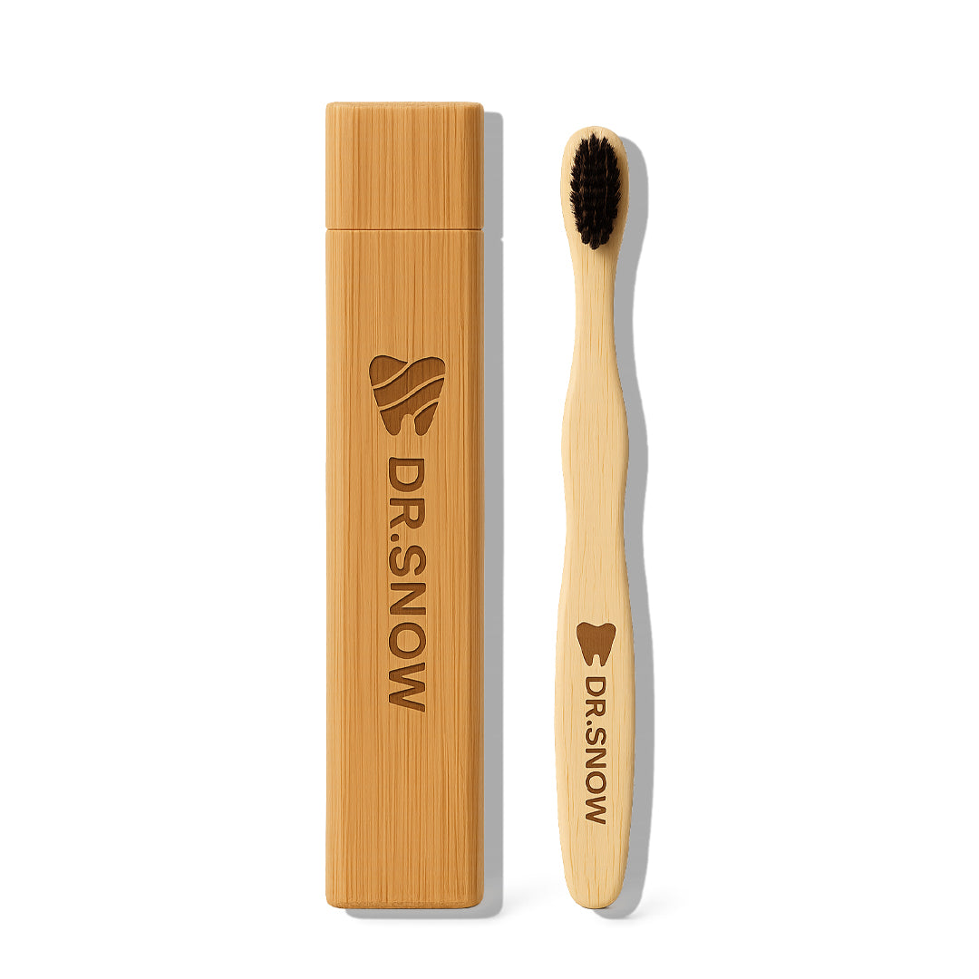 מברשת שיניים במבוק של ד"ר סנואו